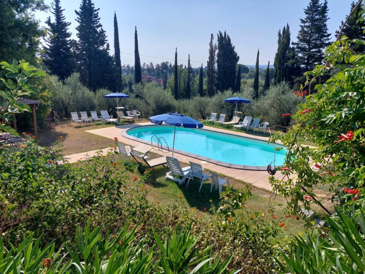 Agriturismo Poggio Al Tesoro Crespina Exterior photo